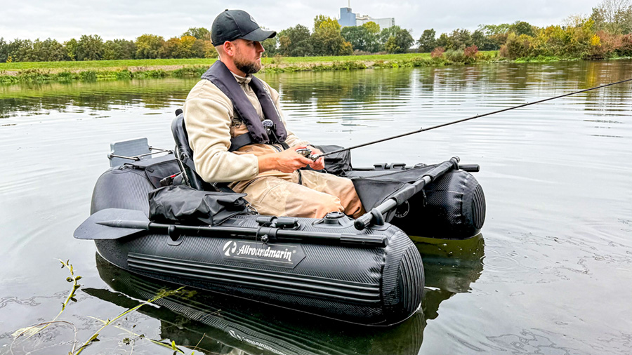 Angeln mit Bellyboat Carbon PRO 170